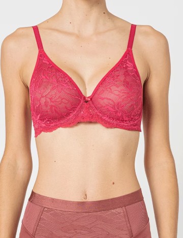 
						Sutien Triumph, roz