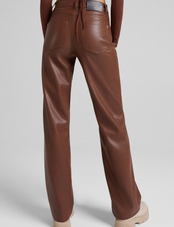 Pantaloni Bershka, maro, S