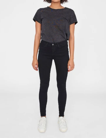 Blugi Noisy May, negru, W26/L32 Negru
