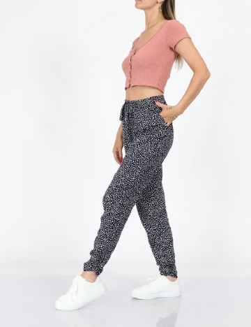 Top Reserved, roz pudra, L