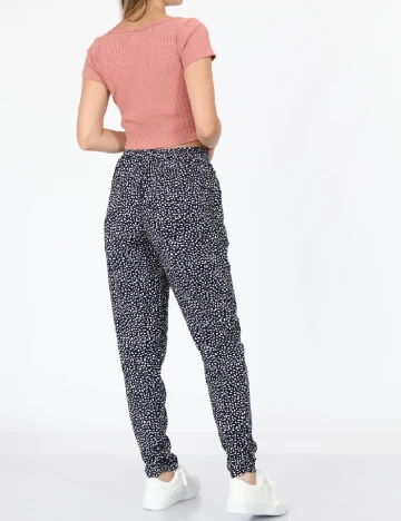 Top Reserved, roz pudra, L