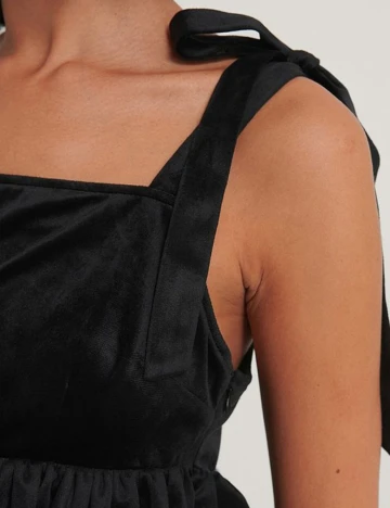 Top NA-KD, negru, S Negru