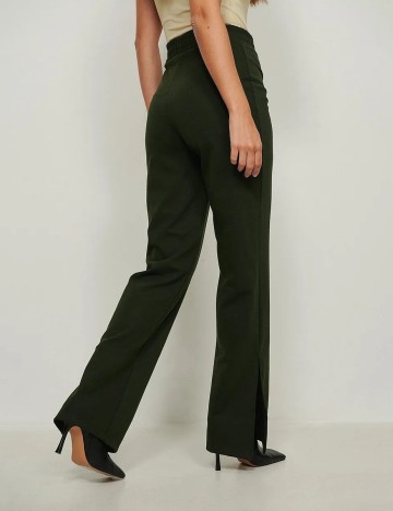 Pantaloni NA-KD, verde, XS