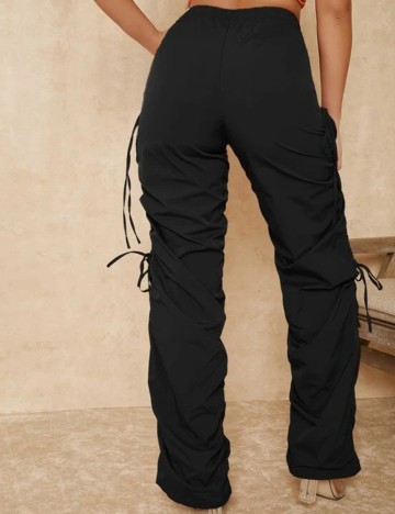 Pantaloni SHEIN, negru