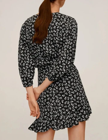 Fusta Mango, negru floral, S