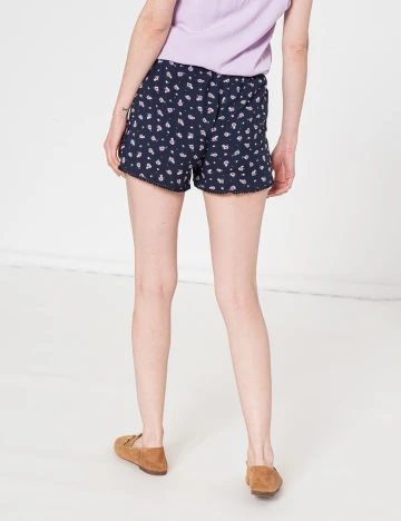 Pantaloni scurti Hailys, bleumarin inchis, S