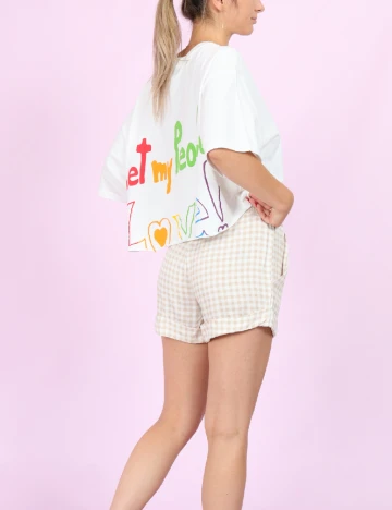 Pantaloni scurti Hailys, alb/crem, L