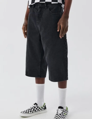 Pantaloni scurti CROPP, negru