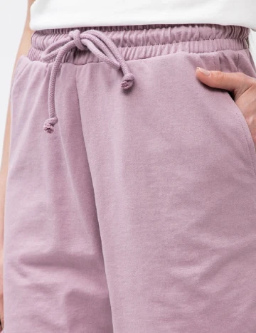 Pantaloni scurti Vero Moda, mov, XS