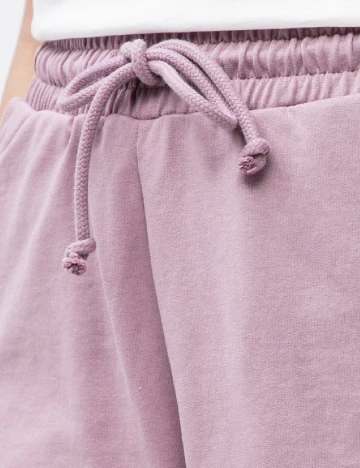 Pantaloni scurti Vero Moda, mov, XS
