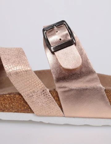 Slapi Essentials, roz, 41