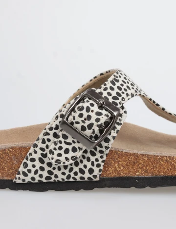 Slapi Essentials, alb-negru, 43