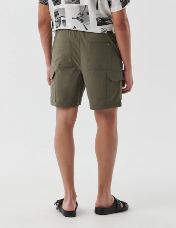Pantaloni Scurti CROPP, verde inchis, 38