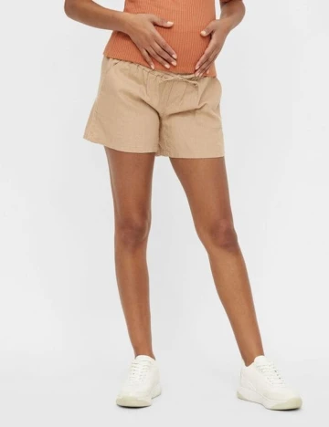Pantaloni scurti Mamalicious Plus Size, maro
