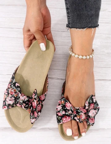 Slapi SHEIN, floral, 38