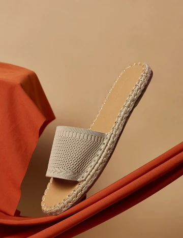 Slapi Cuccoo, bej, 40