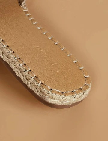 Slapi Cuccoo, bej, 40