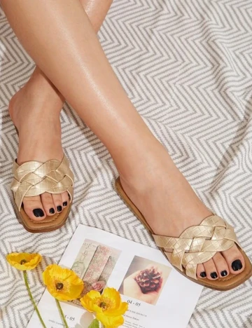 Slapi SHEIN, auriu, 36