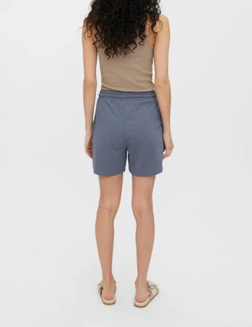 Pantaloni scurti Vero Moda, bleumarin, L