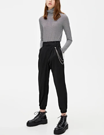 Pantaloni Pull&Bear, negru, L