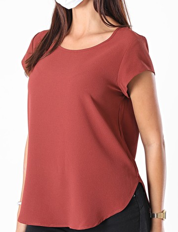 
						Bluza Only, maro