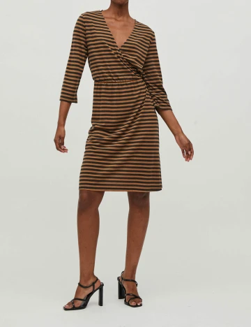Rochie scurta Vila, maro, S Maro