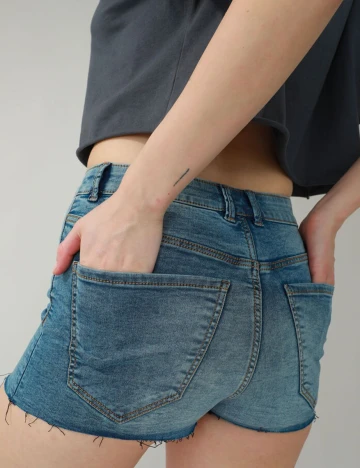 Pantaloni scurti Pimkie, albastru, 36