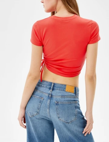 Top Bershka, rosu, S Rosu