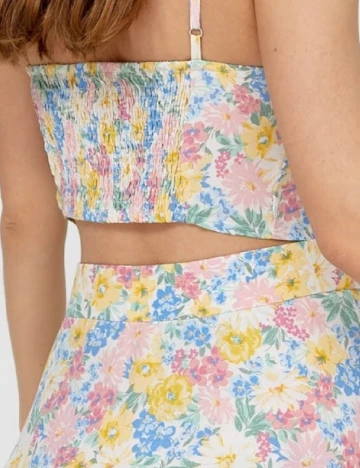 Top Stradivarius, floral, S
