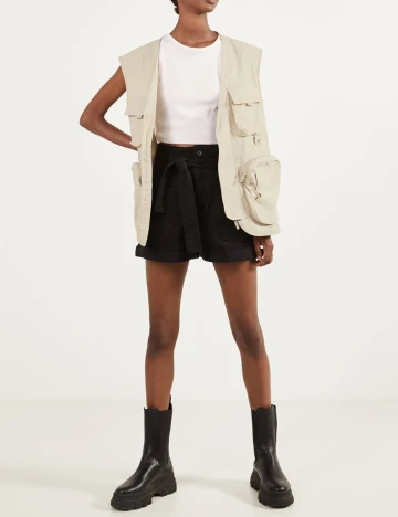 Pantaloni scurti Bershka, negru, 38