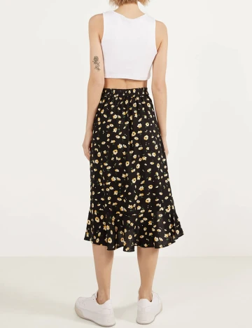 Fusta Bershka, negru floral, L