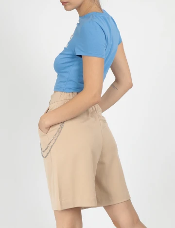Pantaloni scurti Bershka, maro deschis