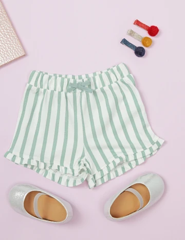 Pantaloni scurti C&A, mix culori