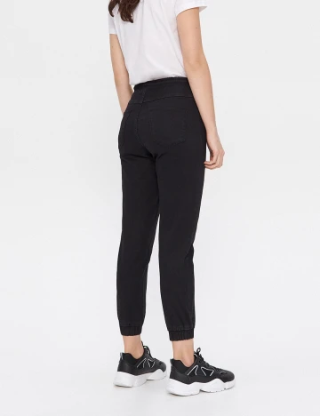 Pantaloni House Brand, negru, 36