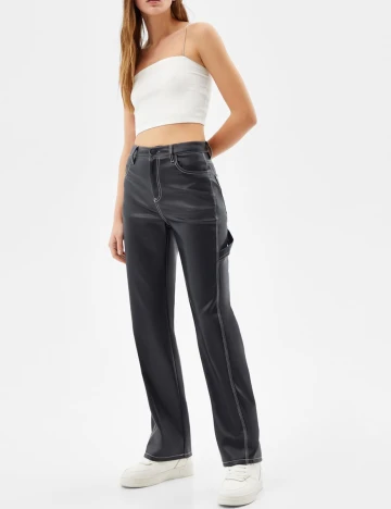 Pantaloni Bershka, negru, M
