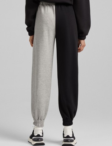 Pantaloni Bershka, gri/negru, M