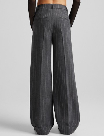 Pantaloni Bershka, gri, 40