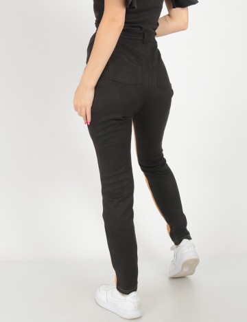Pantaloni SHEIN, maro/negru, M