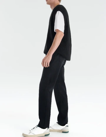 Blugi Reserved, negru