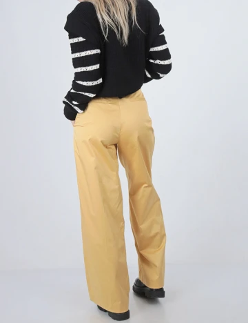 Pantaloni s.Oliver, mustar Galben