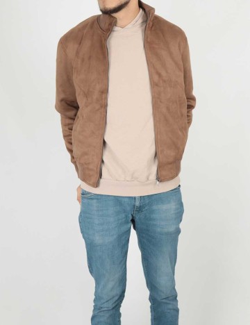 Geaca Reserved, maro