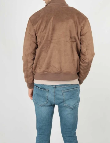 Geaca Reserved, maro