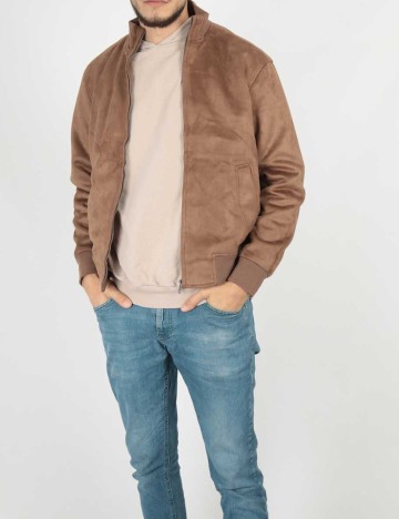 Geaca Reserved, maro