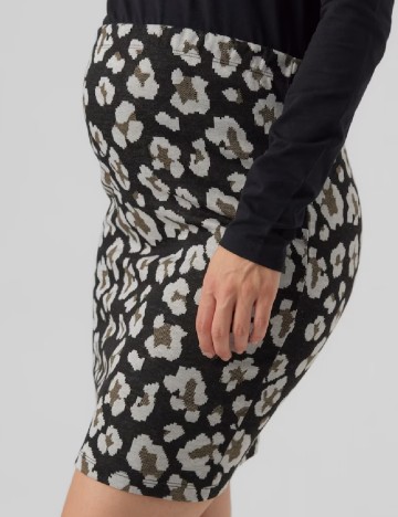 
						Fusta Mamalicious, negru