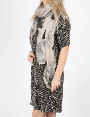 Esarfa Guess, bej Maro