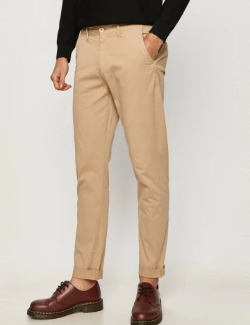 Pantaloni Guess, maro deschis