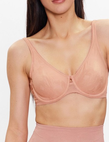 
						Sutien Triumph, nude
