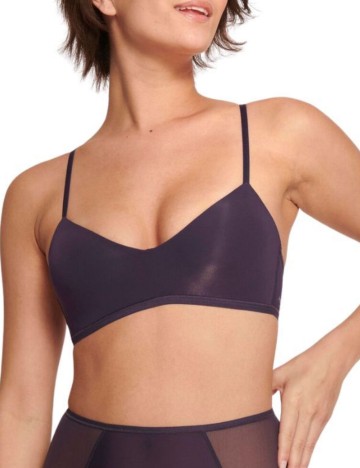 
						Sutien Sloggi by Triumph, mov