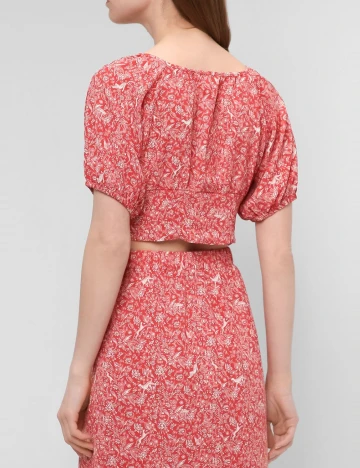 Top Only, rosu