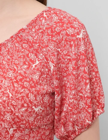 Top Only, rosu